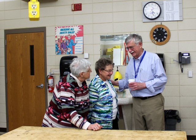 April 27,
                                                          2015 meeting
                                                          in the Three
                                                          Lakes Fab Lab.
                                                          Photo 8