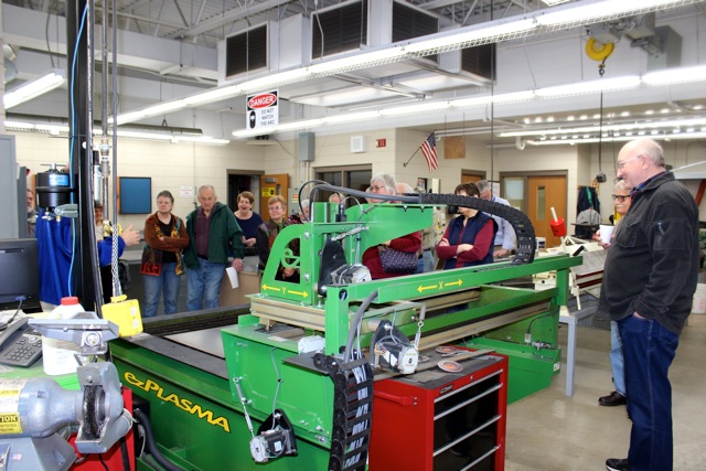 April 27,
                                                          2015 meeting
                                                          in the Three
                                                          Lakes Fab Lab.
                                                          Photo 9